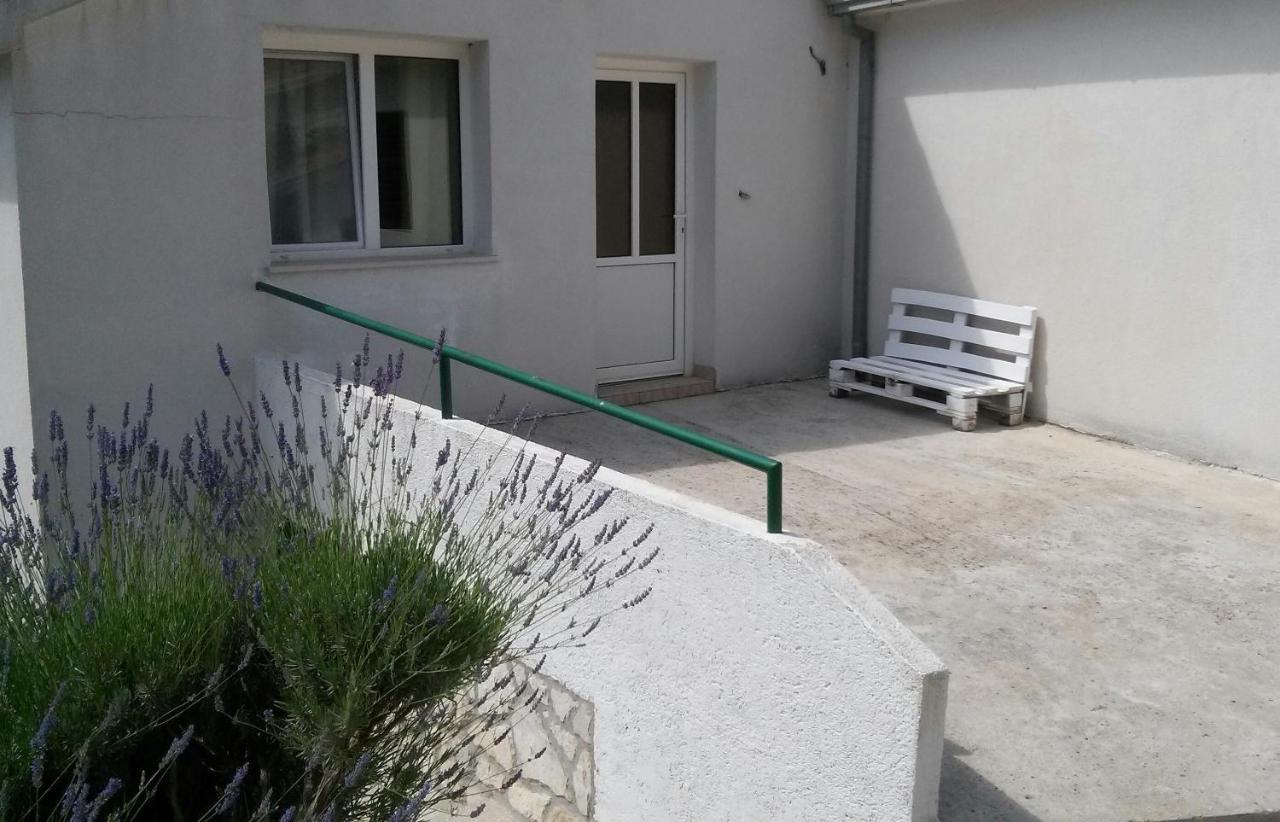 Apartments And Rooms With Parking Space Zavala, Hvar - 128 Jelsa  Zewnętrze zdjęcie