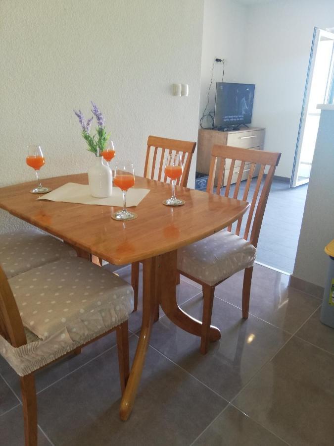 Apartments And Rooms With Parking Space Zavala, Hvar - 128 Jelsa  Zewnętrze zdjęcie