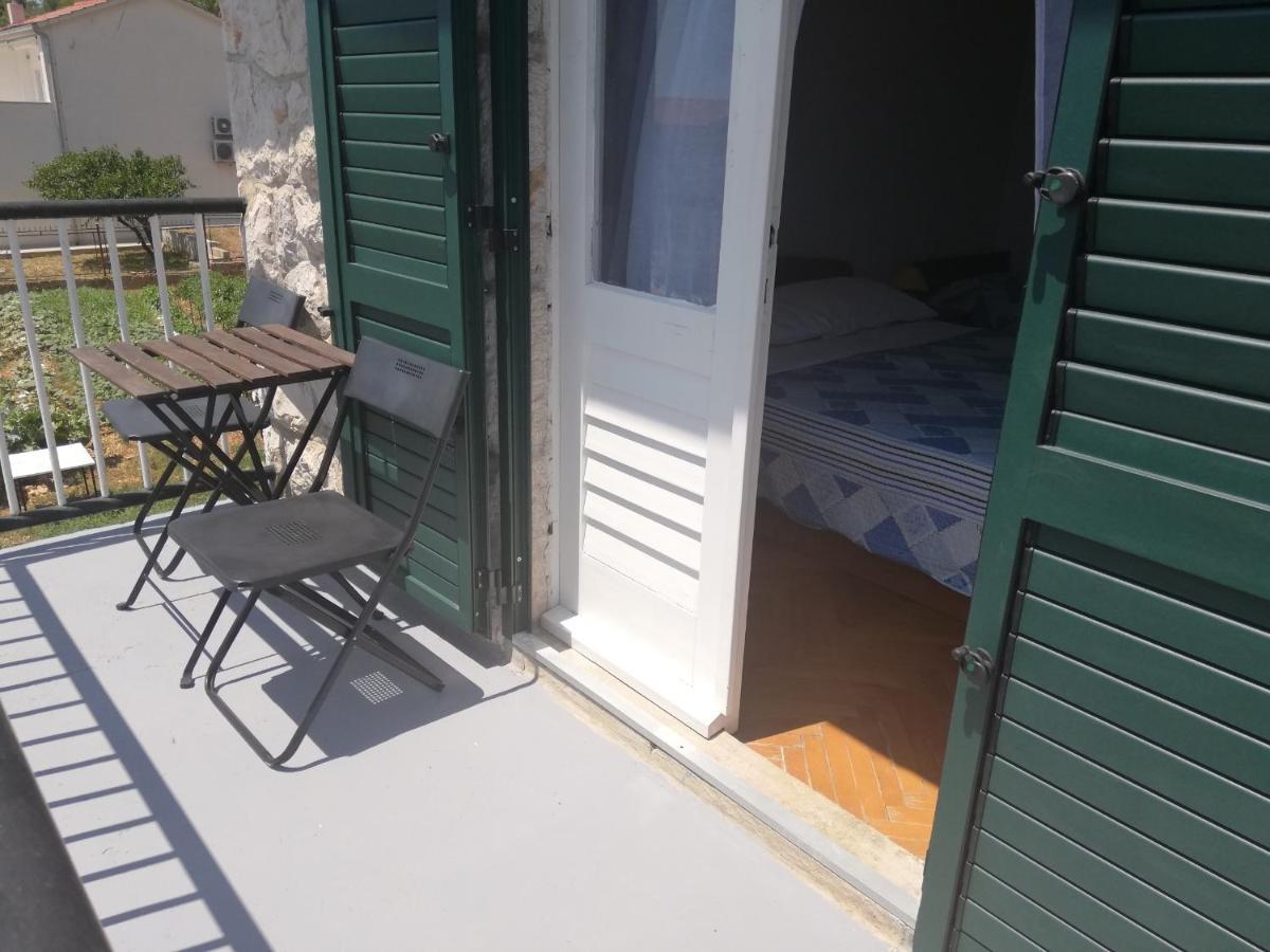 Apartments And Rooms With Parking Space Zavala, Hvar - 128 Jelsa  Zewnętrze zdjęcie