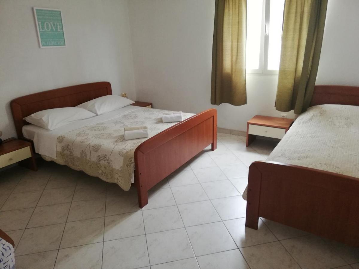 Apartments And Rooms With Parking Space Zavala, Hvar - 128 Jelsa  Zewnętrze zdjęcie