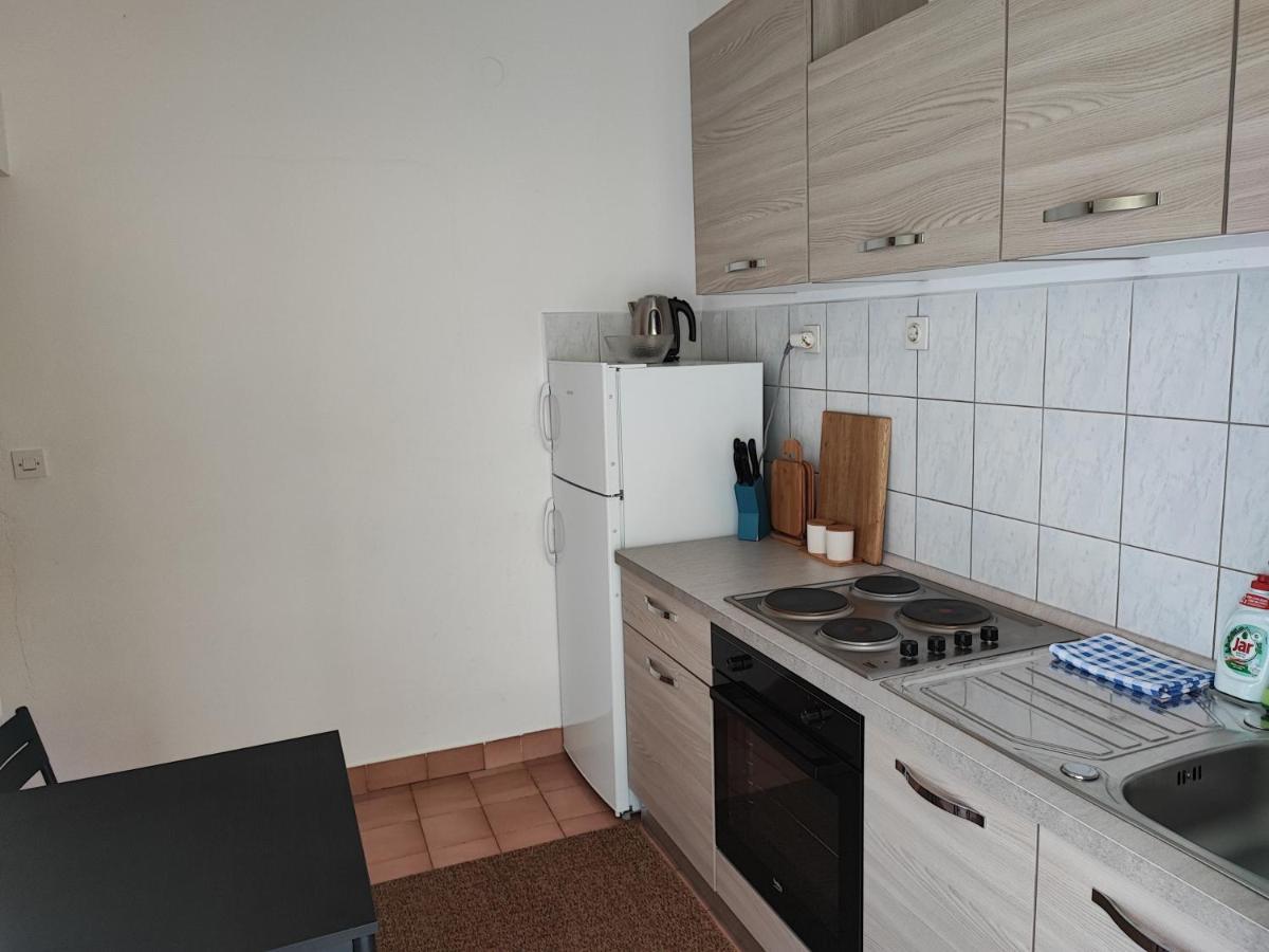 Apartments And Rooms With Parking Space Zavala, Hvar - 128 Jelsa  Zewnętrze zdjęcie