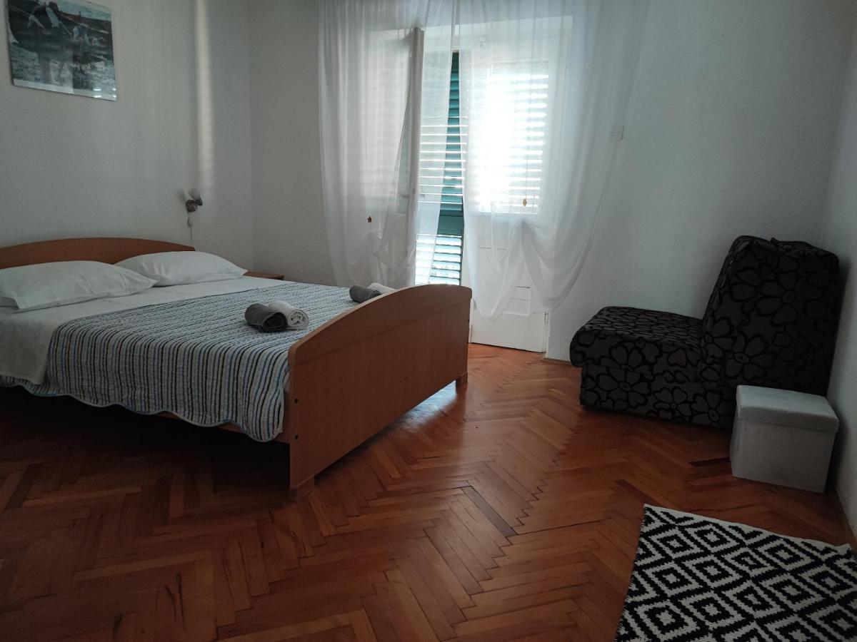 Apartments And Rooms With Parking Space Zavala, Hvar - 128 Jelsa  Zewnętrze zdjęcie